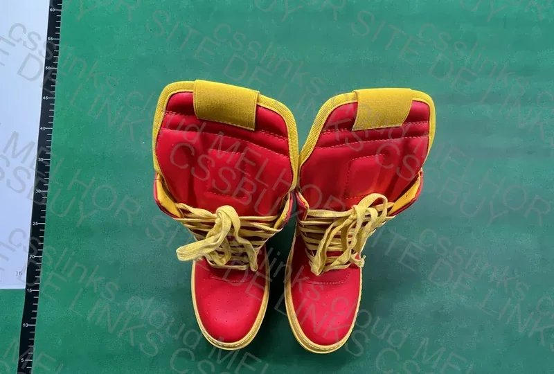 Ronald McDonalds Boot 4