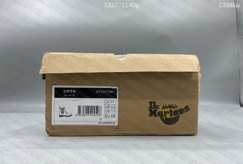 Dr Martens Chelsea 2976 Boots with Measurements 10