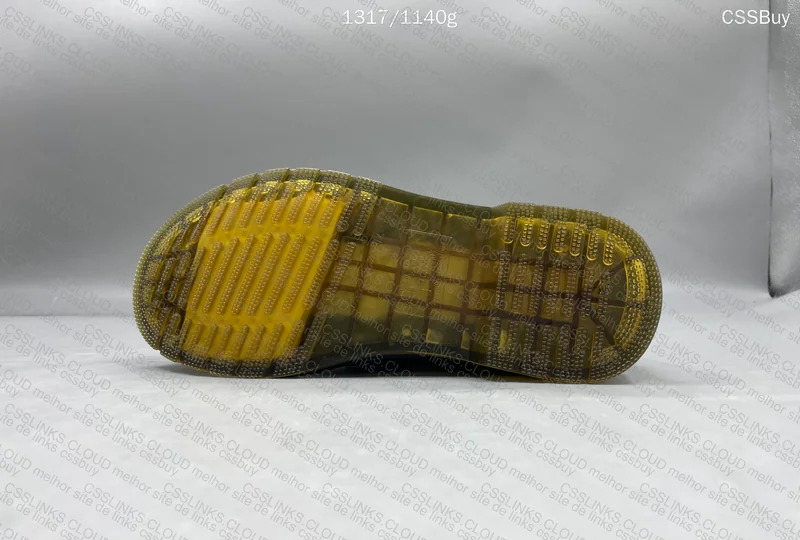 Dr Martens Chelsea 2976 Boots with Measurements 9