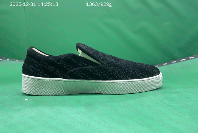 Bottega veneta slip on 7