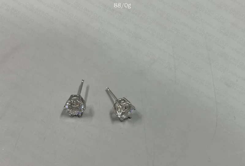 Moissanite Earring 4