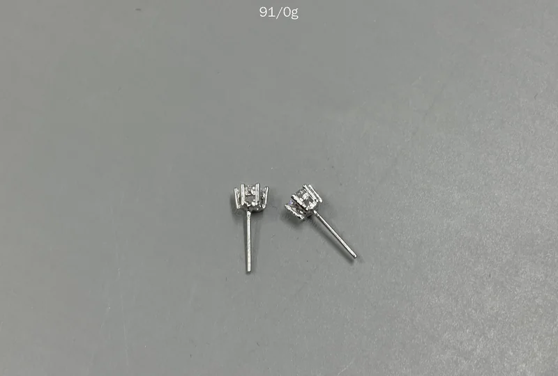 Moissanite Earring 3