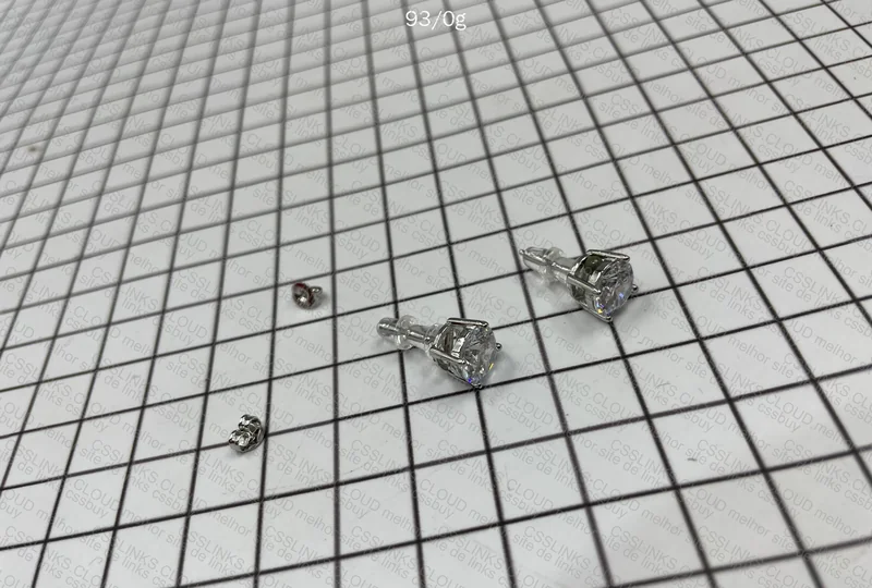 Moissanite Earring 3