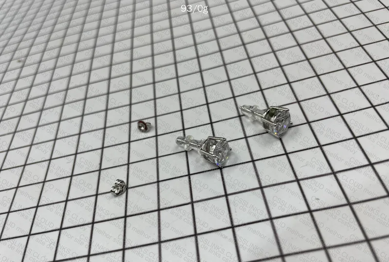 Moissanite Earring 4