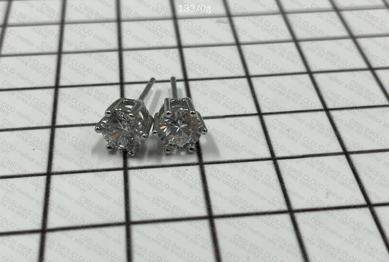 Moissanite Earring