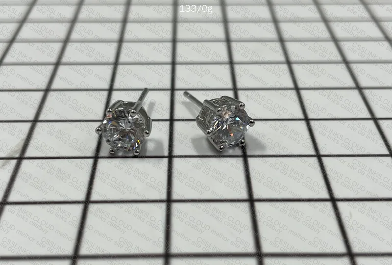 Moissanite Earring 3