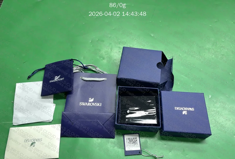 Brinco Swarovski