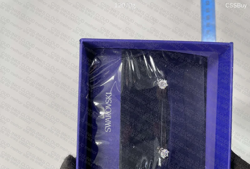 Swarovski Earring 39y 3