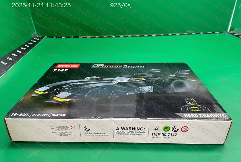 Lego-style Batman/Batmobile Toy