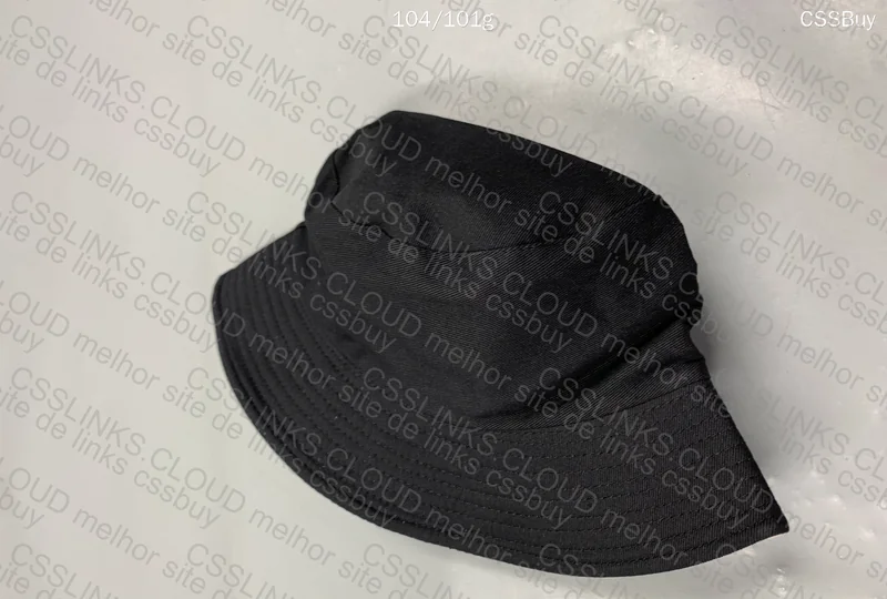 Bucket Nike 2