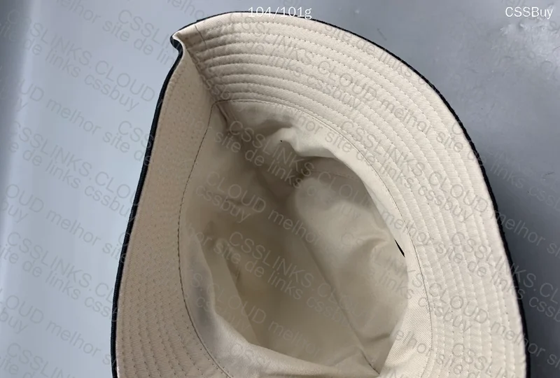 Bucket Nike 4