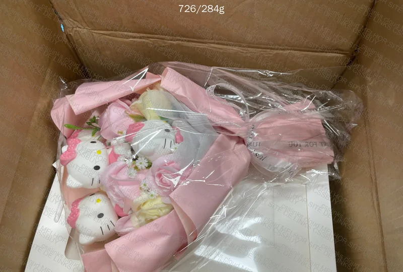 Hello Kitty Bouquet 3