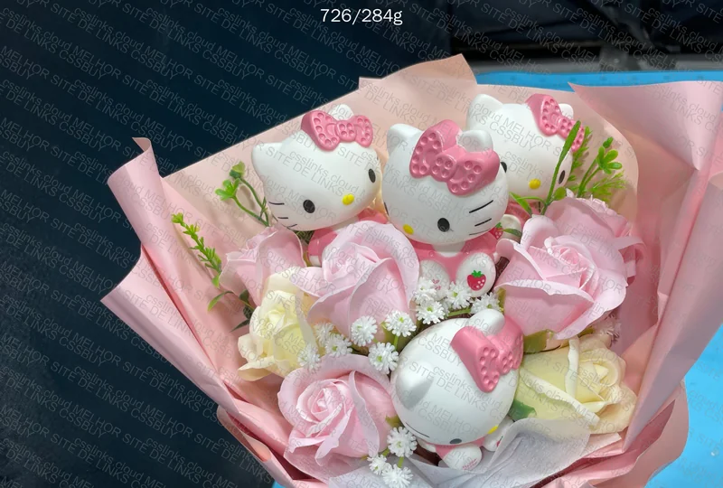 Hello Kitty Bouquet 4