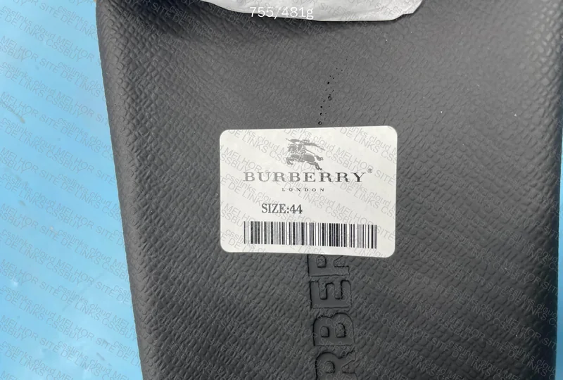 Burberry Slide 3