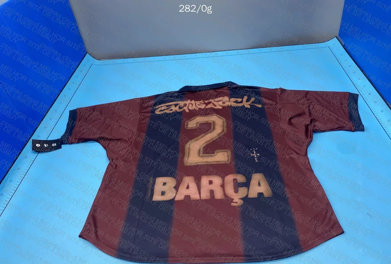 Cactus Jack x Barcelona - Retro 4