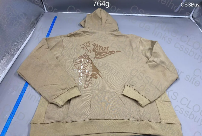 Cactus Jack x Jordan Pullover Hoodie 3