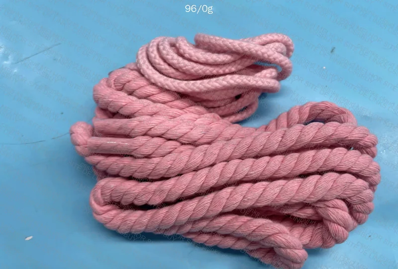 Thick Shoelaces 3