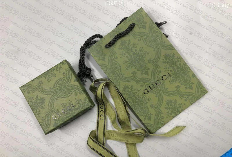 Gucci Box and Accessories 3