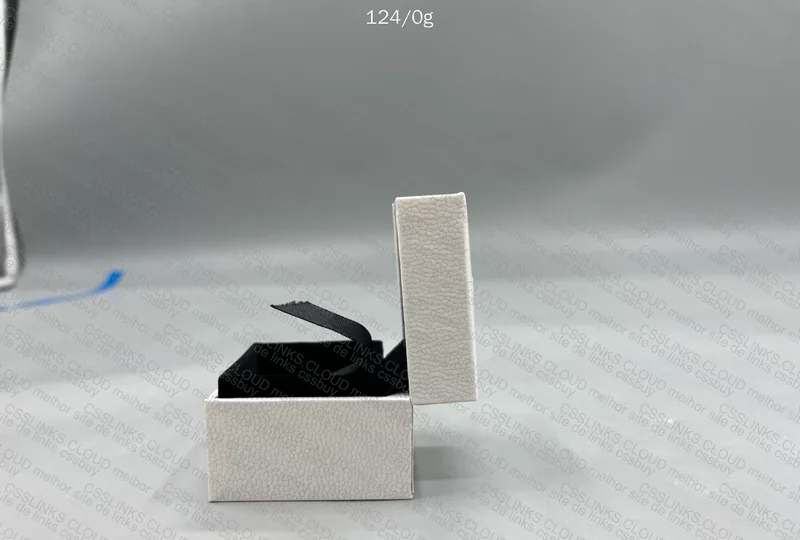 Pandora Ring Box - Bag and Others 4