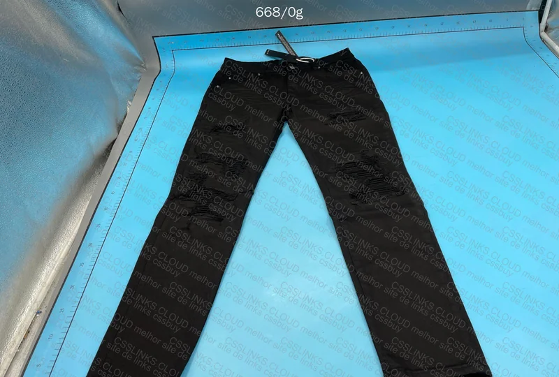 Amiri Pants 3