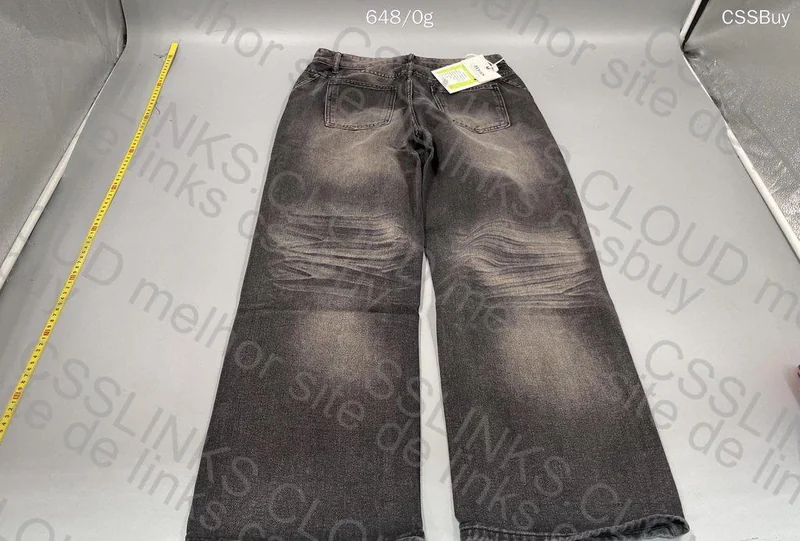 Baggy Pants 4