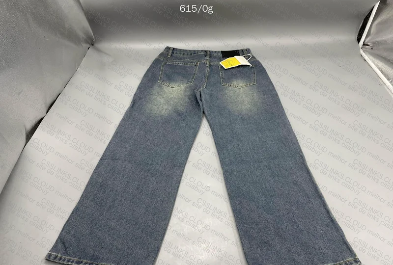 Baggy Pants 4