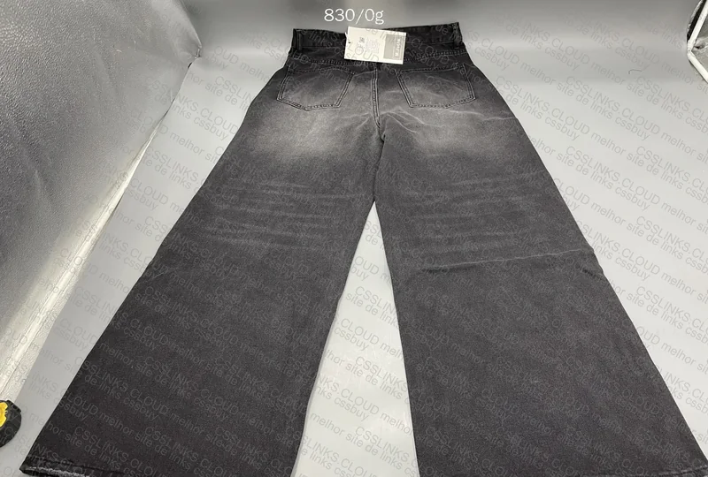 Baggy Pants 3