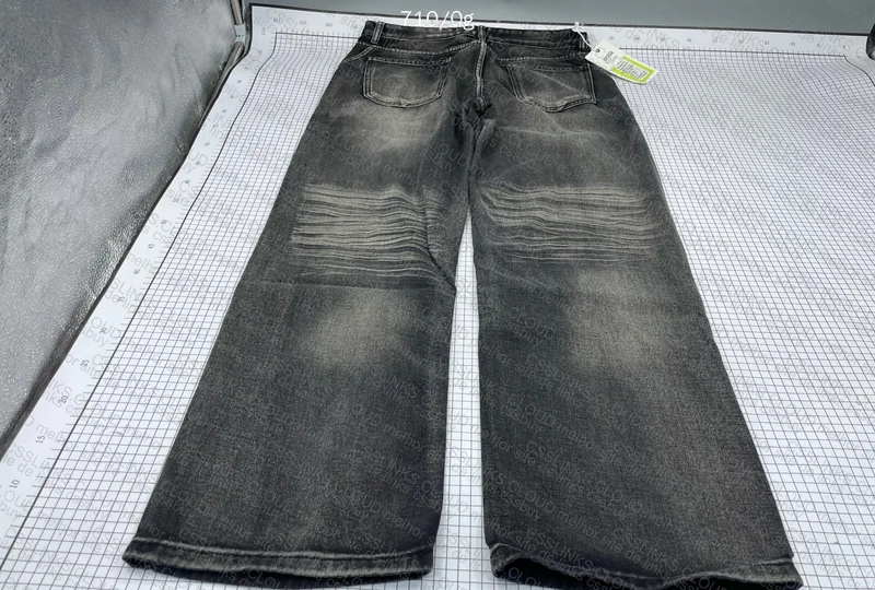 Baggy Pants 4