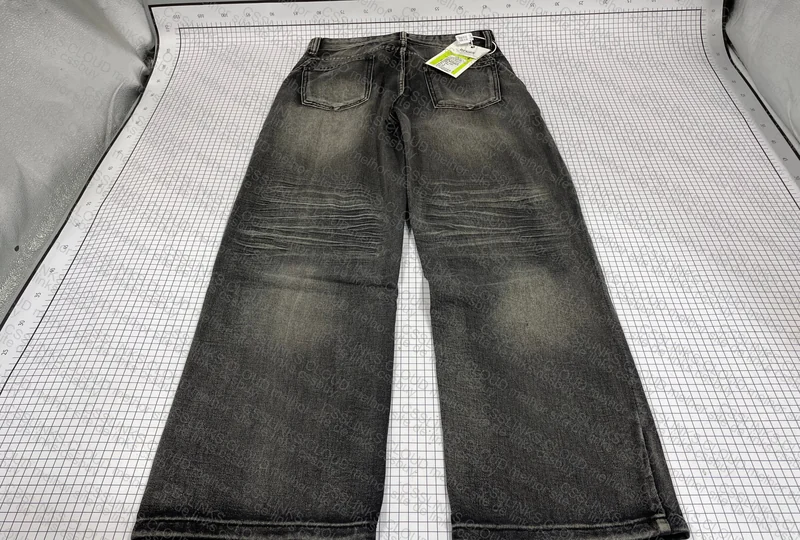 Baggy Pants 3