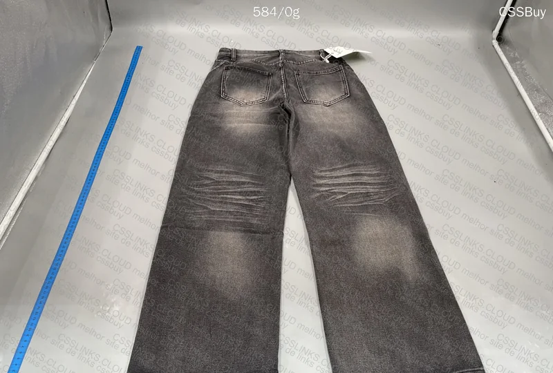 Baggy Pants (Help) 3