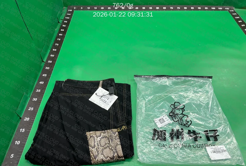 Calça baggy com bolsos chave GL ou RL?