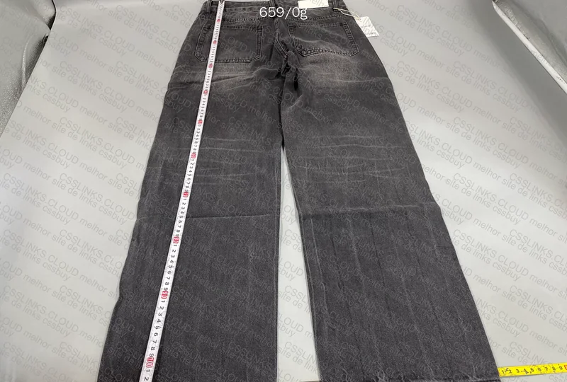 Baggy Pants (I think) 4