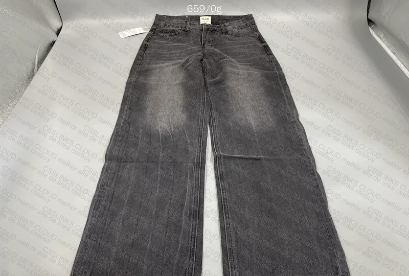 Baggy Pants (I think) 6
