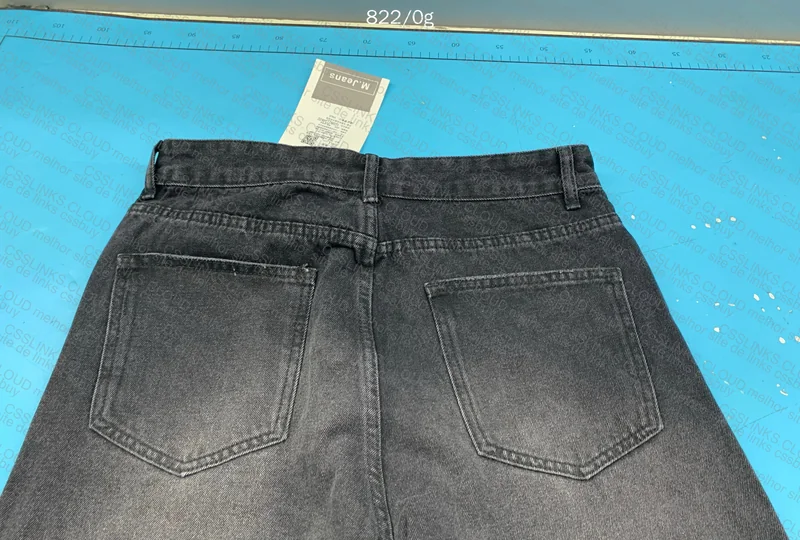 Baggy Jeans 3