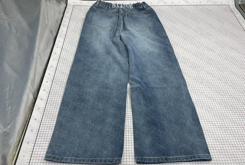 Blue Baggy Jeans 2