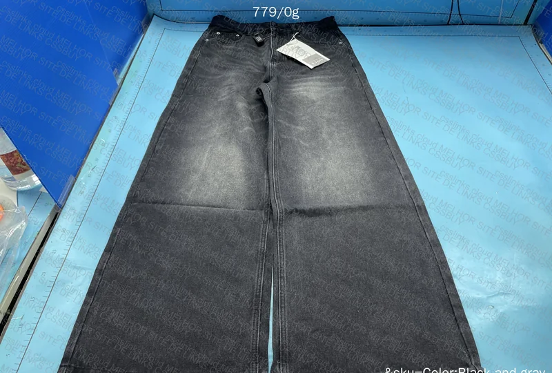 Black Baggy Jeans 2