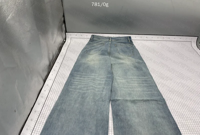 Baggy/Wide Leg Jeans 6