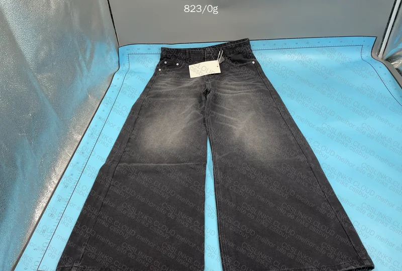 Black Baggy Jeans 2