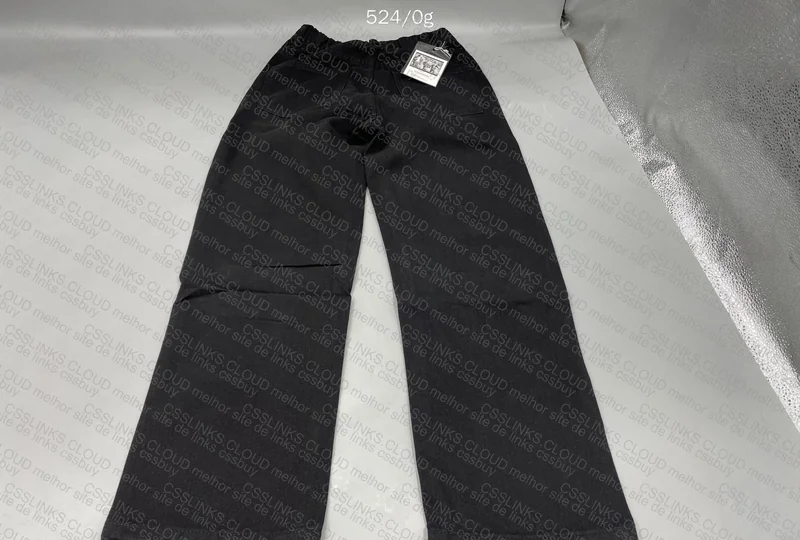 Baggy Jeans at a Good Price 2