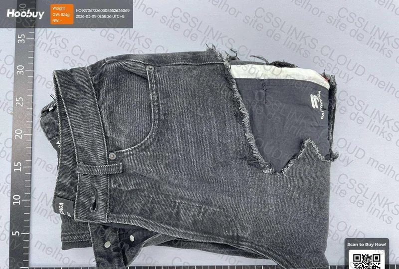 Calça Balenciaga Slashed Denim Afterworld FW21 2