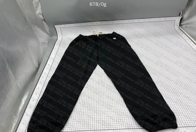 Basic Sweatpants 3