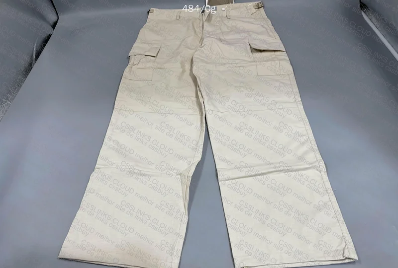 Slightly Dirty Carhartt Cargo Pants, Should I Buy?