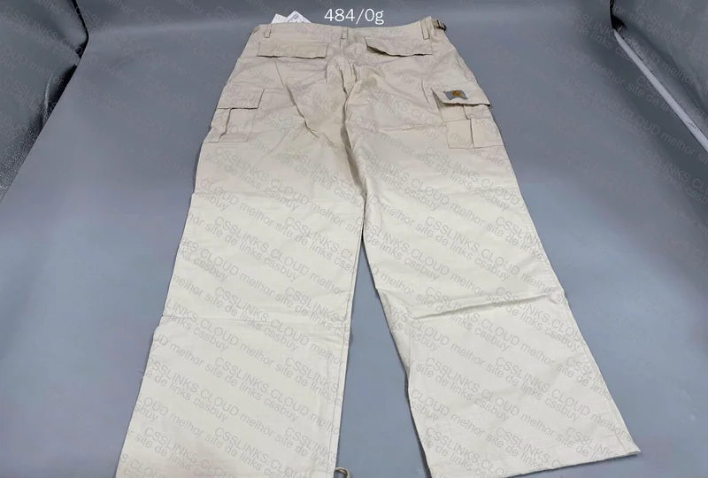 Slightly Dirty Carhartt Cargo Pants, Should I Buy? 4