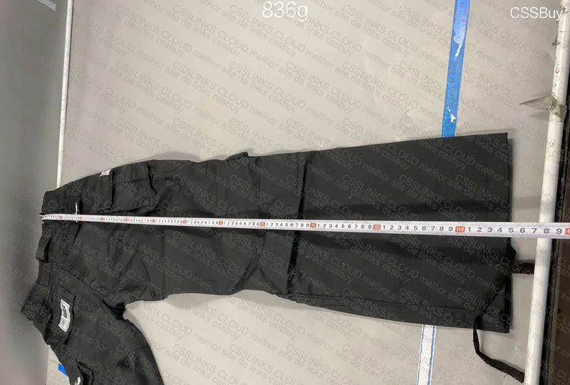 Corteiz Cargo Pants 2
