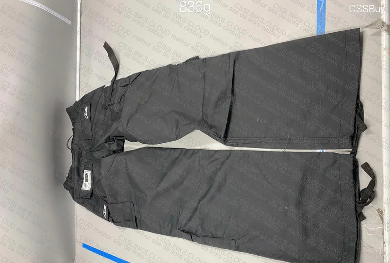 Corteiz Cargo Pants 7