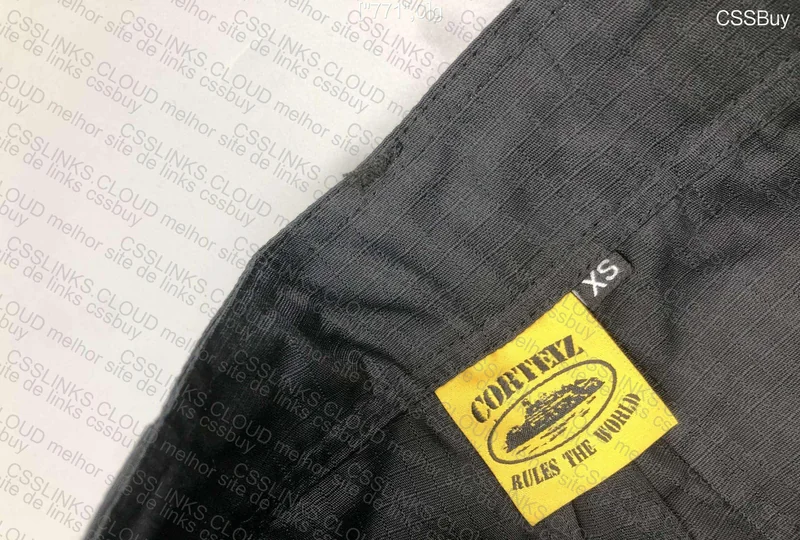 Corteiz Cargo Pants 5