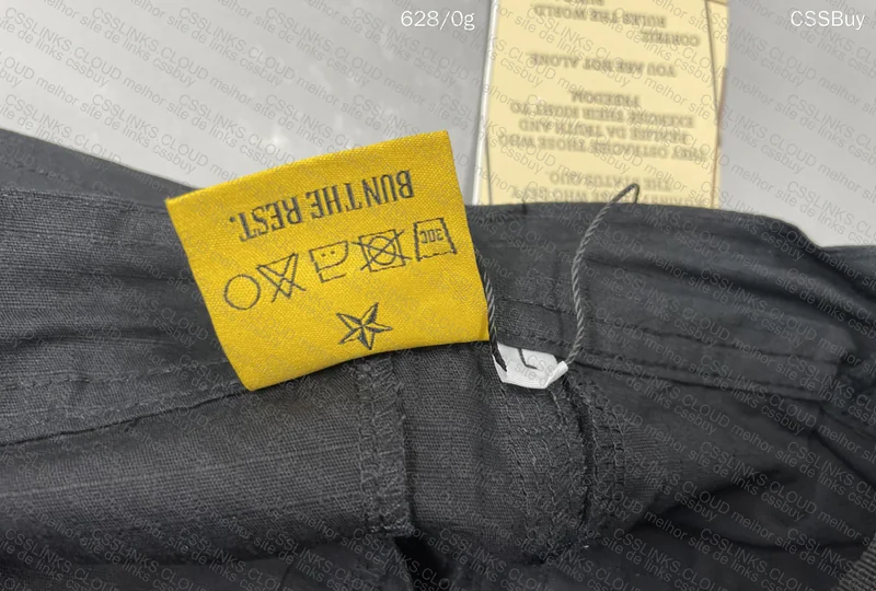 Corteiz Cargo Pants 3