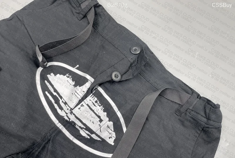 Corteiz Cargo Pants 4