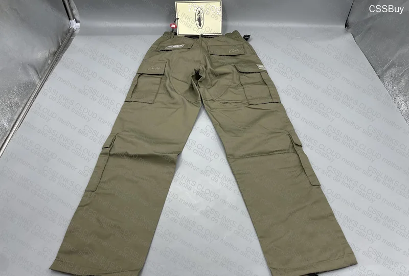 Corteiz Cargo Pants 3