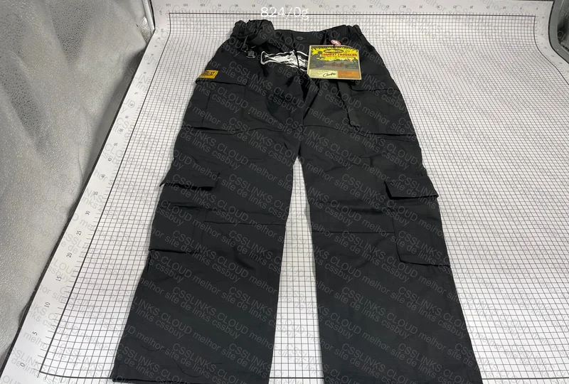Corteiz Cargo Pants 3